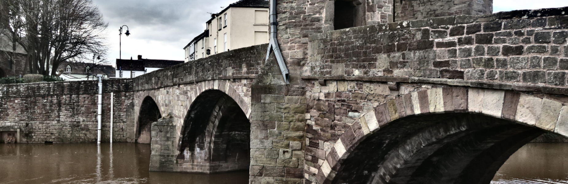 Trefynwy: Pont y Dref